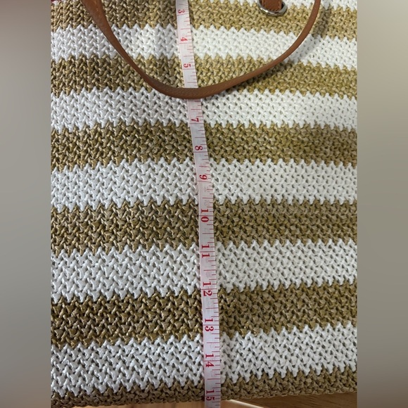 Thirty One Around Town Tote approximately 17x14” NWOT - Picture 12 of 13